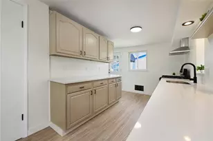 4619 Greensprings Ave, West Mifflin, PA 15122 - Photo 7