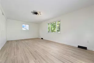4619 Greensprings Ave, West Mifflin, PA 15122 - Photo 15