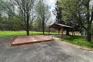 360 Dappenbrook Rd, Brighton Township, PA 15009 - Photo 3