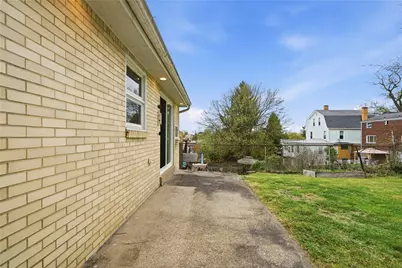 1329 Fallowfield Ave, Beechview, PA 15216 - Photo 37