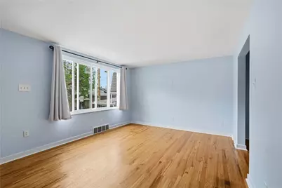 1329 Fallowfield Ave, Beechview, PA 15216 - Photo 7