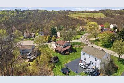 4801 Cottonwood Ct, West Deer, PA 15101 - Photo 3