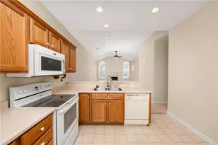2074 Winchester Ct, Connoquenessing Township, PA 16053 - Photo 19