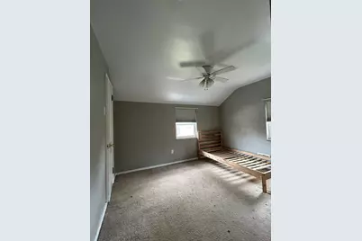 5360 Spring Valley Drive, Pittsburgh, PA 15236 - Photo 7