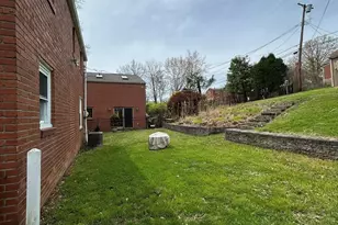 5360 Spring Valley Dr, Pittsburgh, PA 15236 - Photo 11