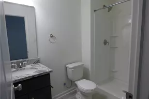 307 Thurgood, Marshall, PA 15086 - Photo 7