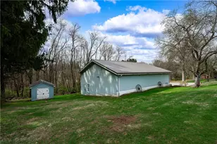 120 Valley View Dr, Summit Township, PA 16002 - Photo 41