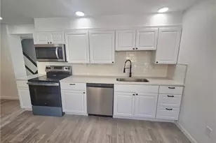 2323 Patterson Ave, Pittsburgh, PA 15218 - Photo 13