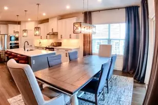 118 Red Pine Dr, Kennedy Township, PA 15108 - Photo 7