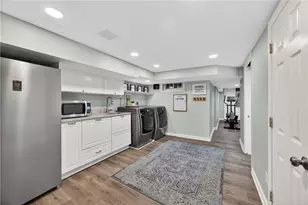 929 N Meadowcroft Ave, Pittsburgh, PA 15216 - Photo 29
