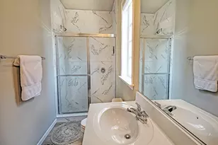1447 Hastings Cres, Bridgeville, PA 15017 - Photo 27