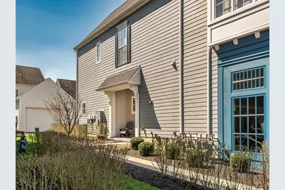 1447 Hastings Crescent, Bridgeville, PA 15017 - Photo 5