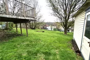 306 Penn Ave, Twp of But SW, PA 16045 - Photo 29