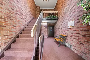 605 Calais Dr, Pittsburgh, PA 15237 - Photo 3