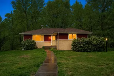 194 Woodridge Dr, Brighton Township, PA 15009 - Photo 1