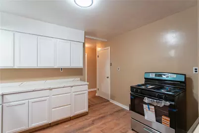 194 Woodridge Dr, Brighton Township, PA 15009 - Photo 3