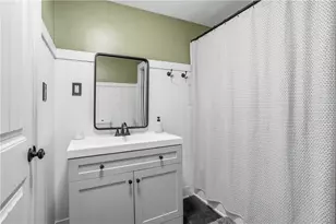 272 Spring Run Rd, Moon/Crescent Twp, PA 15046 - Photo 25