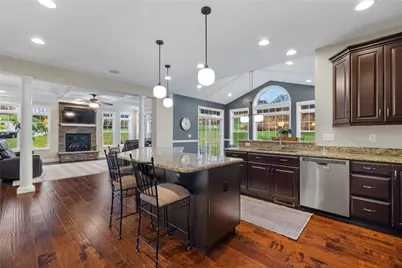 101 Vista Ridge Ln, Adams Township, PA 16059 - Photo 9