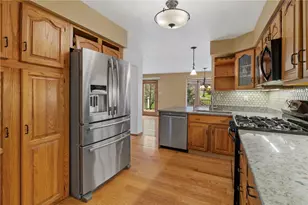 1223 Silver Ln, Robinson Twp, PA 15136 - Photo 13