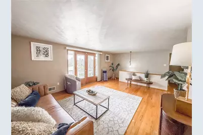 1357 Akehurst Rd, Scott Township, PA 15220 - Photo 5