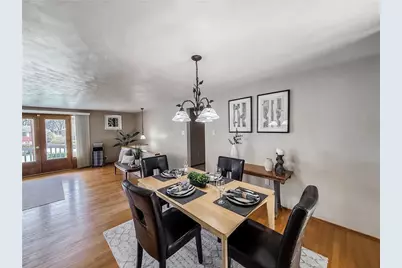 1357 Akehurst Rd, Scott Township, PA 15220 - Photo 9