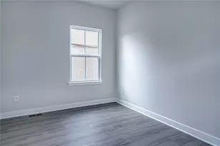 142 Olga Ave, Robinson Twp, PA 15108 - Photo 25