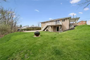 641 Longvue Dr, Chartiers, PA 15342 - Photo 35