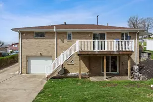 641 Longvue Dr, Chartiers, PA 15342 - Photo 3