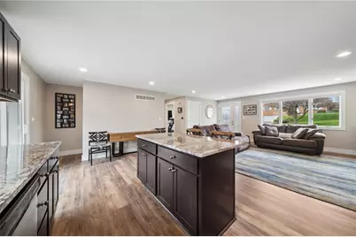 641 Longvue Dr, Chartiers, PA 15342 - Photo 7