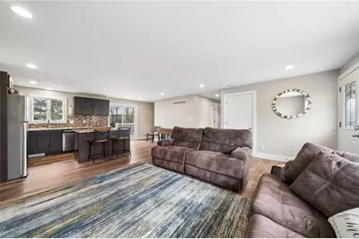 641 Longvue Dr, Chartiers, PA 15342 - Photo 13