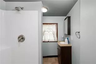 312 N Monroe St, Butler, PA 16001 - Photo 17