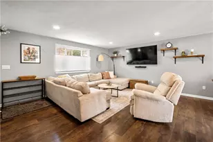 137 Walnut Strand, North Fayette, PA 15126 - Photo 5