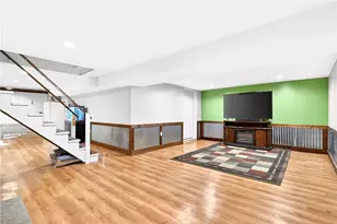 409 Pleasant Valley Rd, Smith Township, PA 15019 - Photo 21