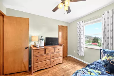 409 Pleasant Valley Rd, Smith Township, PA 15019 - Photo 19