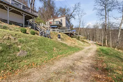 2711 Lakeview Rd, Henry Clay Township, PA 15424 - Photo 33