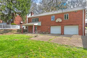 13 Hearthstone Dr, Pittsburgh, PA 15235 - Photo 3