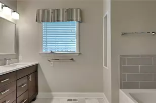 535 Dorchester Dr, Seven Fields Boro, PA 16046 - Photo 25