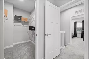 102 Lupine Dr, Adams Township, PA 16046 - Photo 19