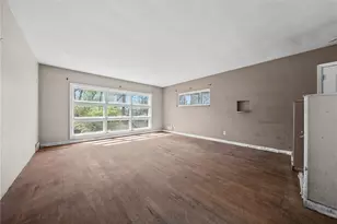 6510 Woodlawn Ave, Pittsburgh, PA 15147 - Photo 9