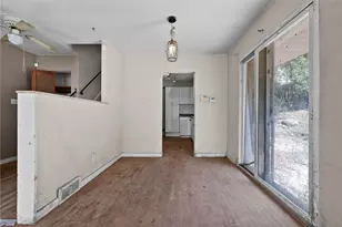 6510 Woodlawn Ave, Pittsburgh, PA 15147 - Photo 11
