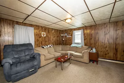 185 Front St, Wheatfield Township (East/West), PA 15949 - Photo 9