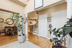 33 Mason Dr, Robinson Twp, PA 15108 - Photo 3