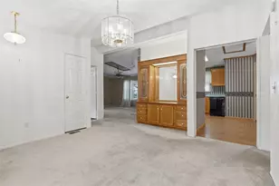53 Stratford Ct, Collier Township, PA 15106 - Photo 5