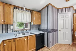 53 Stratford Ct, Collier Township, PA 15106 - Photo 15