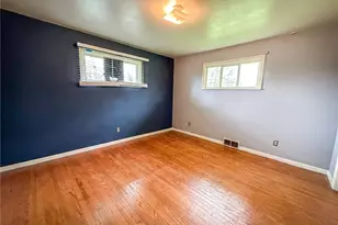 102 Randy Dr, City of But SW, PA 16002 - Photo 19