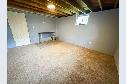 102 Randy Dr, City of But SW, PA 16002 - Photo 33