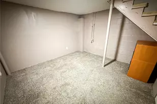 102 Randy Dr, City of But SW, PA 16002 - Photo 35