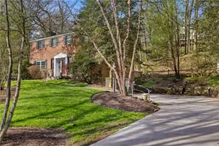 112 Eton Dr, Pittsburgh, PA 15215 - Photo 3