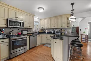 112 Eton Dr, Pittsburgh, PA 15215 - Photo 15