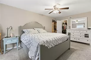 327 Everest Cir, Chartiers, PA 15342 - Photo 21